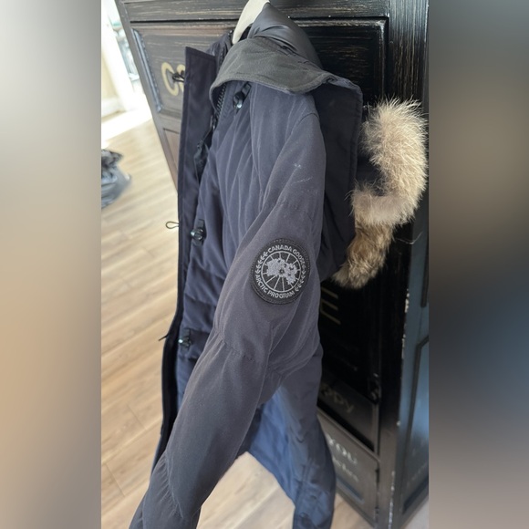 Women’s Canada Goose Lorette Parka - Picture 3 of 5